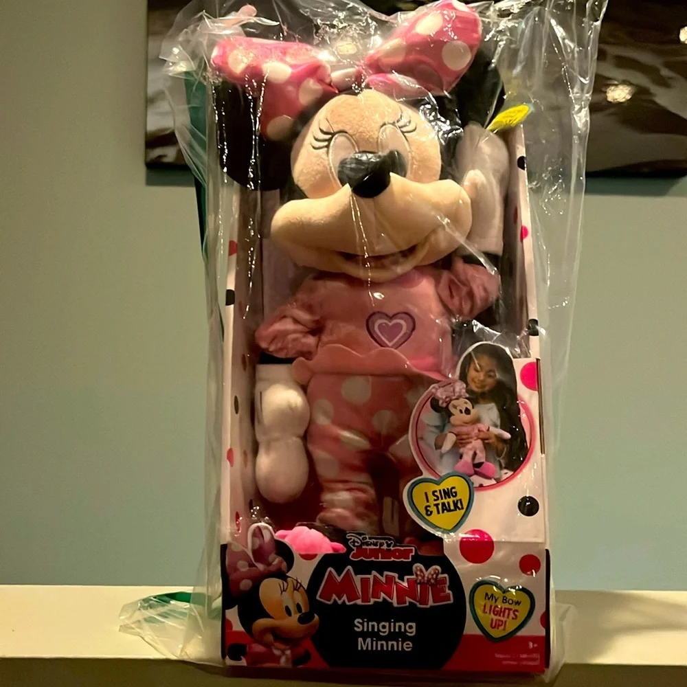Singing Minnie - Picture 1 of 2